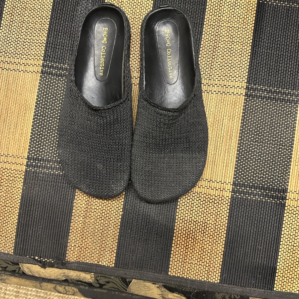 B.O.G. Collective Black Knit Slippers Size 10